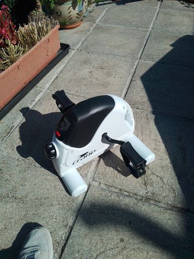 Crane Under Table Exercise Portable Peddle Machine