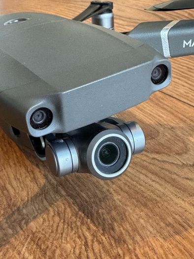 DJI Mavic 2 Zoom Fly More Combo
