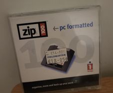 Zip 100 disk