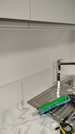 Handyman ,Builder, Carpenter, Flooring service, assemble furniture, installation roller,cornices