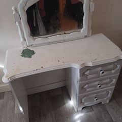 dressing table