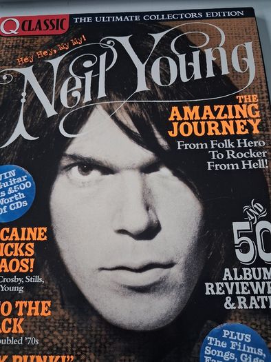 Q Classic - Neil Young - NM/ Unread