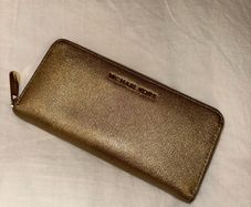 Michael Kors Gold Large Wallet (genuine) - like new