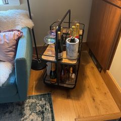 drinks trolley