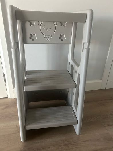 toddler tower-kitchen helper