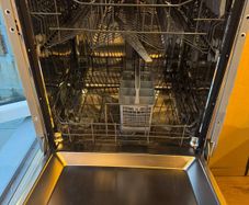 FOR SALE NordMende Integrated Diswasher DF63