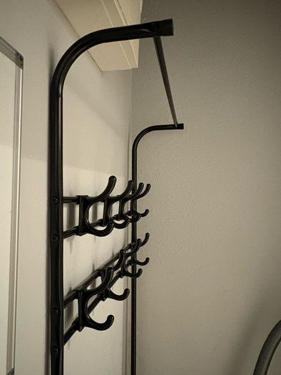 Coat rack with shoe storage