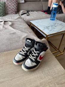 Boys Nike trainers UK size 1
