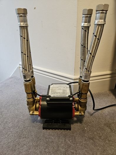 Grundfos Stp 3.0bar Brass Shower Pump  With Braided Hoses