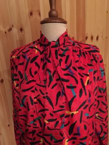 VINTAGE Patterned Pussy-Bow Blouse