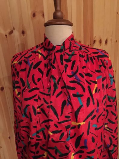 VINTAGE Patterned Pussy-Bow Blouse
