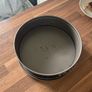 roasting tray and cake tin Image 2