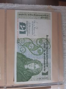 2 consecutive numbered Punt notes.