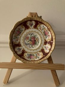 Royal Albert Saucers Lady Hamilton