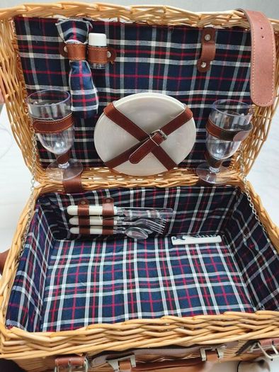 picnic basket