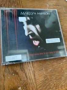 Marilyn Manson - Heart-Shaped Glasses (Numbered Limited Edition includes exclusive acoustic track)