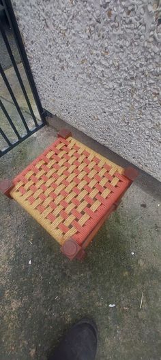 old vintage sugan stool ,,nice used condition, sold as seen, see pictures for condition ,buyer collects or pays postage,
