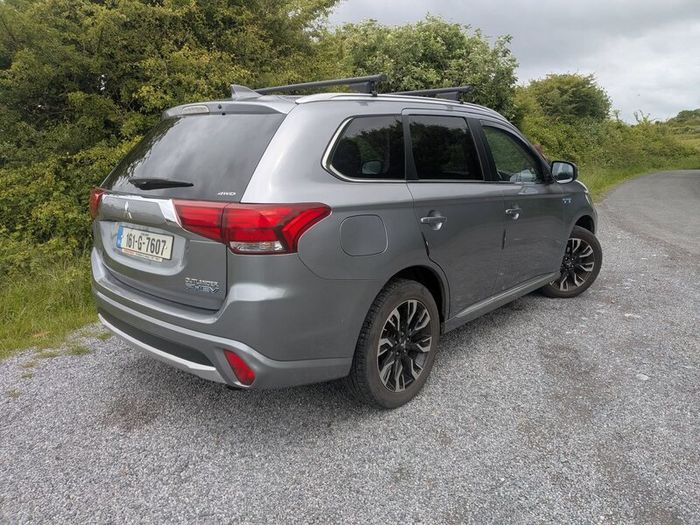 Mitsubishi Outlander 2016