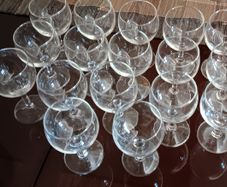17 Wine Glasses