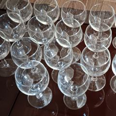 17 Wine Glasses