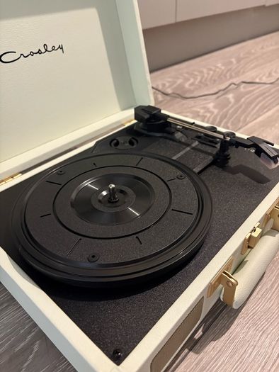 Crosley Cream | Vinyl Record Player