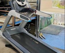 PRECOR TRM835 treadmill
