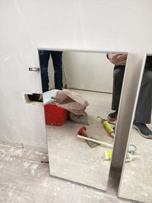 Bathroom cabinet