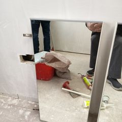 Bathroom cabinet