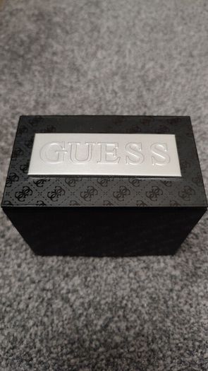 guess men brown genuine leather watch