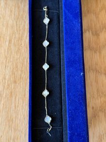 Clover MOP bracelet