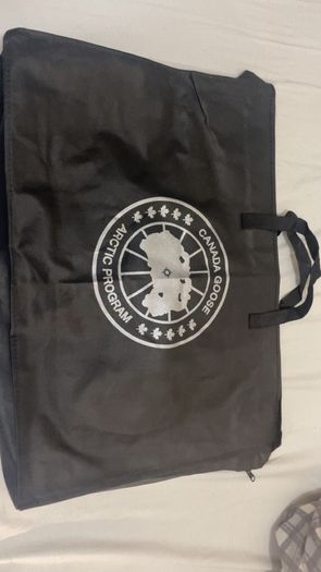 Canada goose wyndham parka