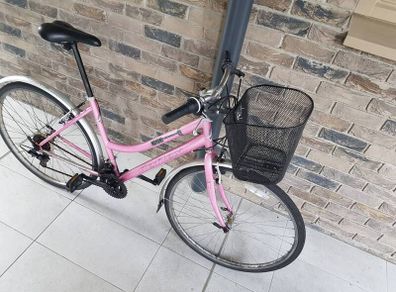 ladies city bike( can deliver)