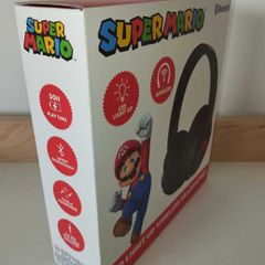 Super Mario LED LightUp Wireless Headphones  Brand New