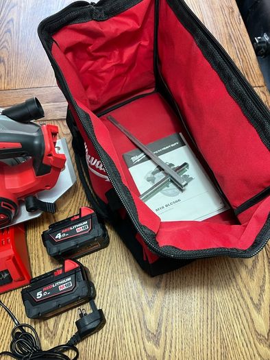 Milwaukee Cordless Circular Saw