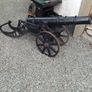 Antique style cast iron cannons Image 2
