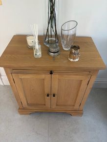 Neptune Dining Set