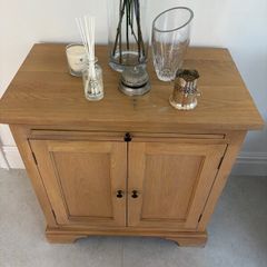Neptune Dining Set