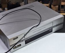 Black Diamont 6 Head Hi-Fi Stereo System VHS Tape Player