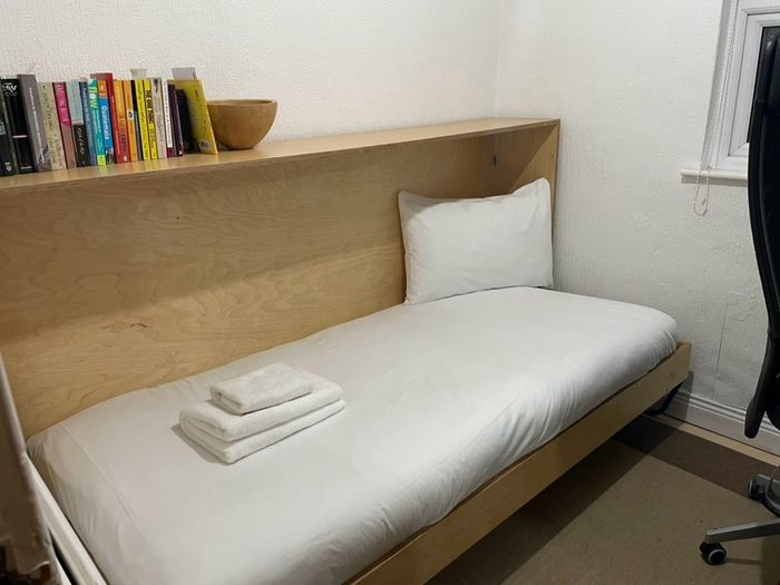 Single Murphy Bed / Fold Down Wall Bed / Solid Plywood / Very Sturdy