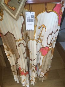 Pleated Skirt + Scarf 'Mango' New with Tags