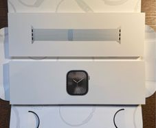 Apple Watch Series 10 42mm - Natural Titanium