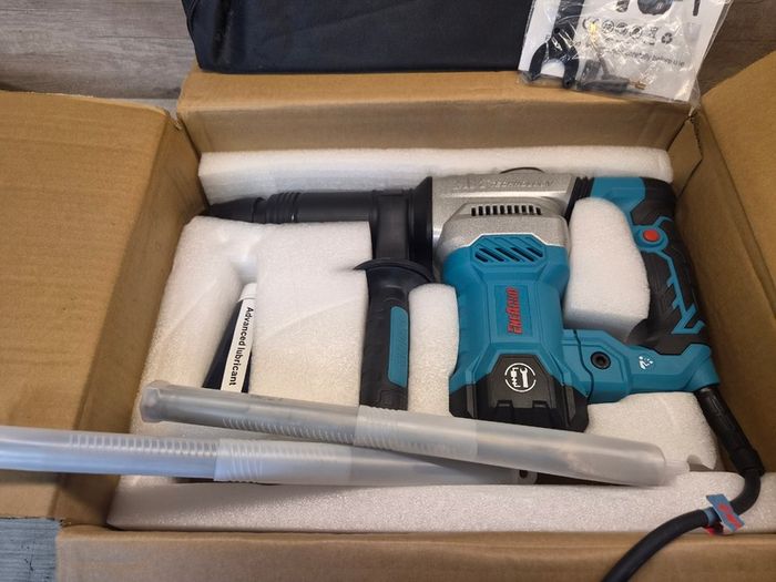 ENEACRO SDS-Max Demolition Hammer, Powerful 1300W