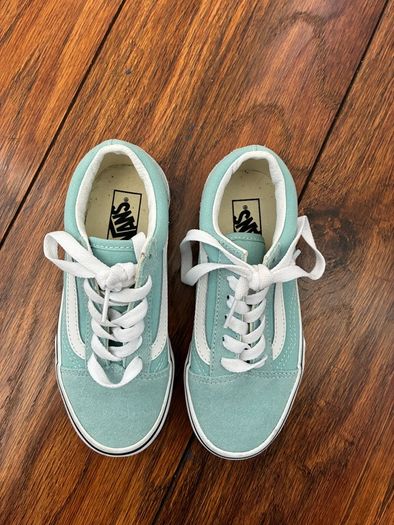 UK 13 mint green vans