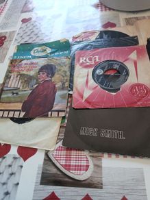 Vinyl Small Record Bundle For Crafting Upcycling DIY Joblot