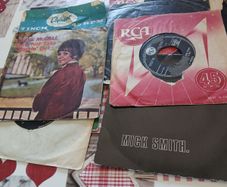 Vinyl Small Record Bundle For Crafting Upcycling DIY Joblot