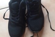 trainers size 7