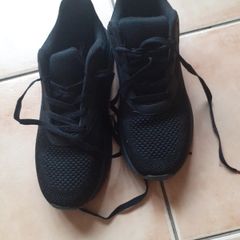 trainers size 7