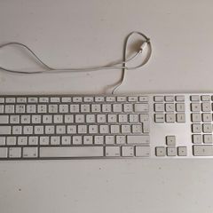 Apple Wired Keyboard