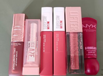 Lippy lot