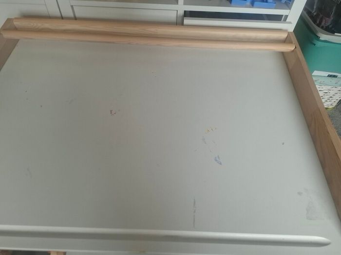 childs desk